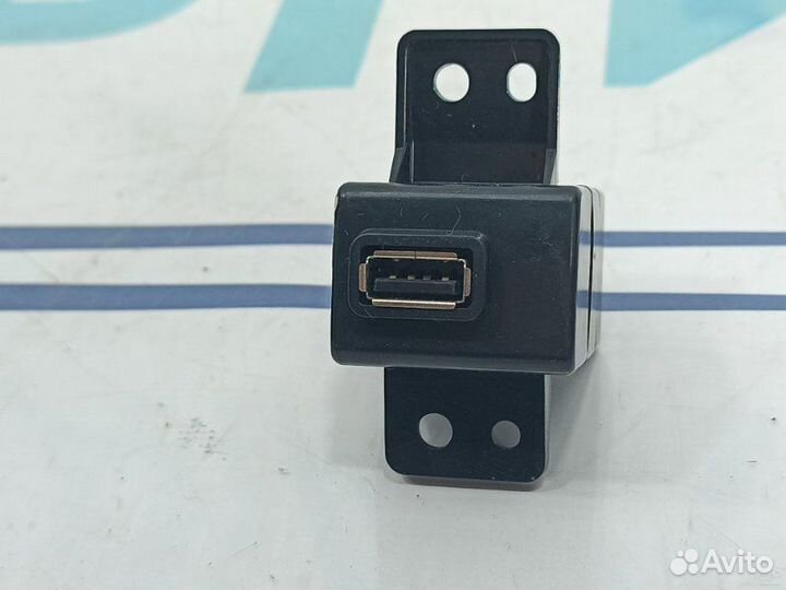 USB Разъем Geely Coolray 1.5 JLH-3G15TD 2021