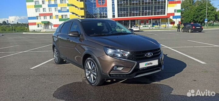 LADA Vesta Cross 1.8 МТ, 2019, 64 100 км