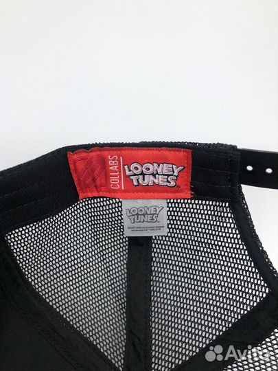 Кепка бейсболка Looney Tunes Микки Маус