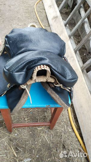 Седло для лошади