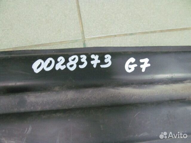 Усилитель заднего бампера Volkswagen Golf 7 2012