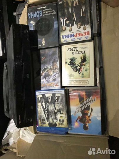 Blue ray Pioneer bdp-320 и коробка дисков