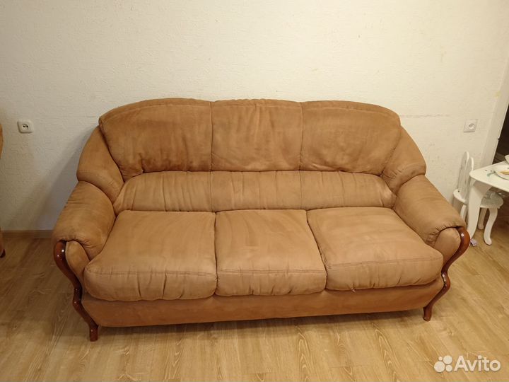 Диван раскладной и 1 кресло бу