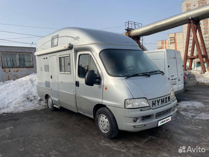 Полуинтегрированный Hymer Exsis-t, 2005