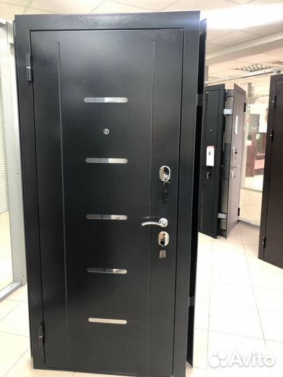 Дверь входная утепленная