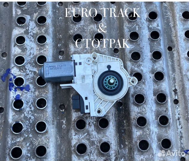 Мотор стеклоподьемника правого 2076265 scania