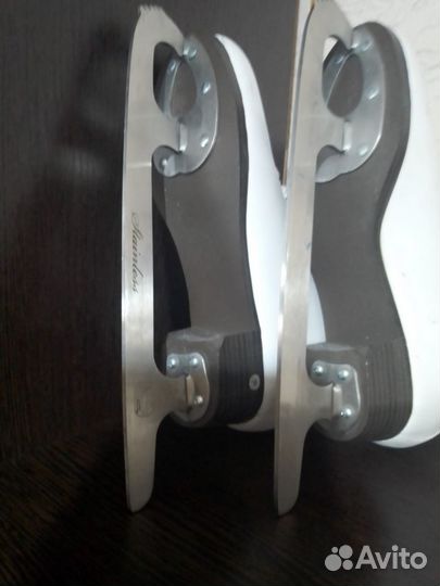 Коньки фигурные