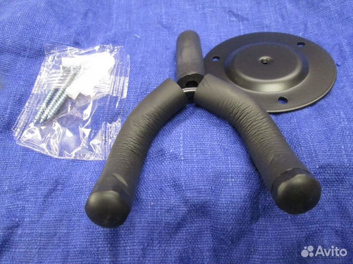 Настенный держатель для гитары Dekko JR-606