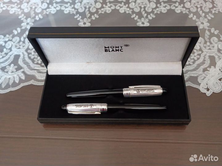 Подарочный набор Montblanc (ручки и портмоне)