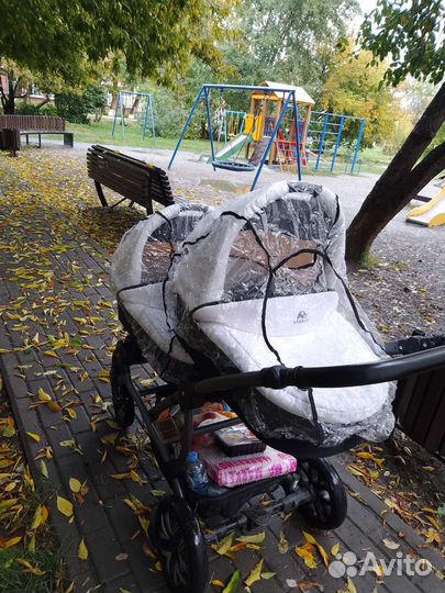 Коляска для двойни Легаси мира