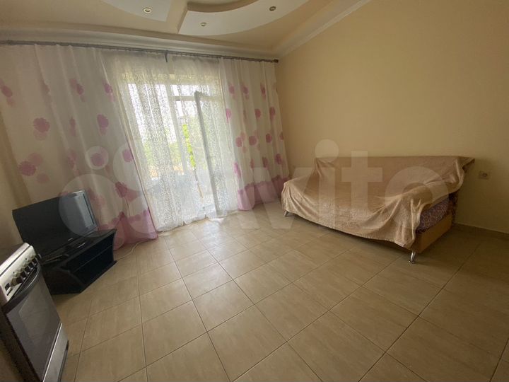 2-к. квартира, 65 м², 5/10 эт.