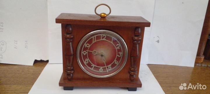 Часы настольные маяк - СССР