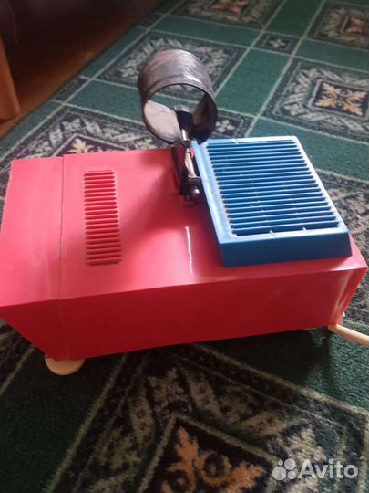 Продаю Проектор знайка СССР