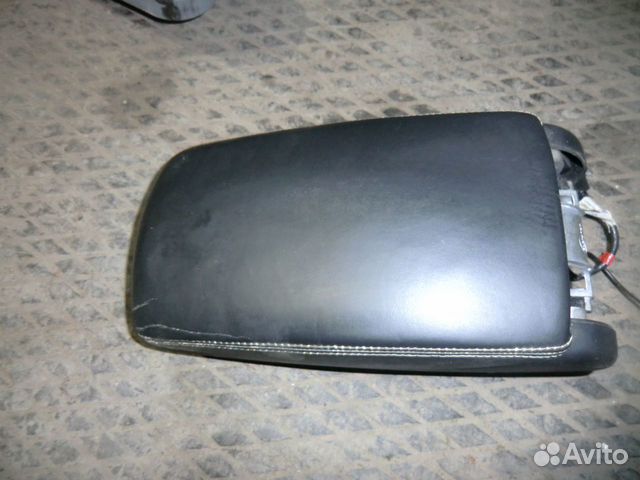 Подлокотник Ауди А6 С6