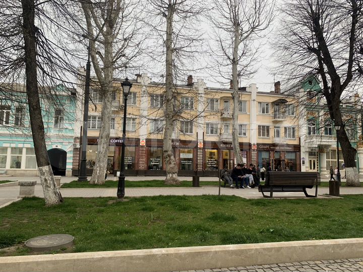 4-к. квартира, 93 м², 2/2 эт.