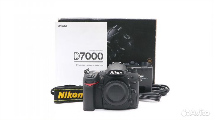 Nikon D7000 body в упаковке (пробег 4245 кадров)