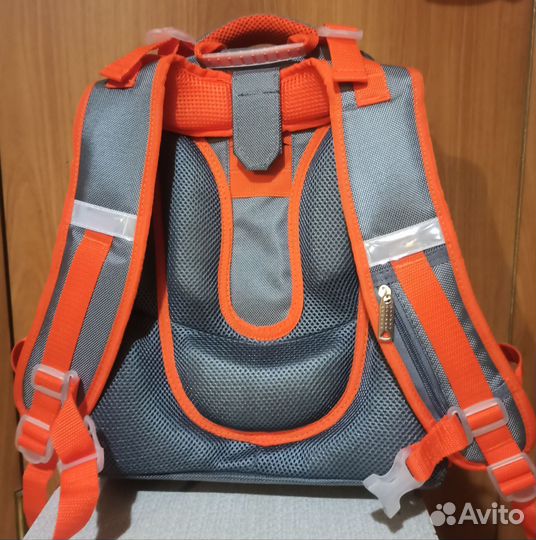 Рюкзак для школы новый