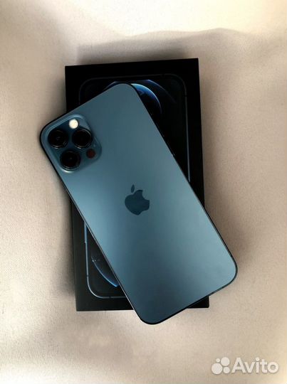 Мобильный телефон