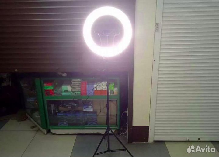 Кольцевая Лампа Со Штативом и С 3 Держателями