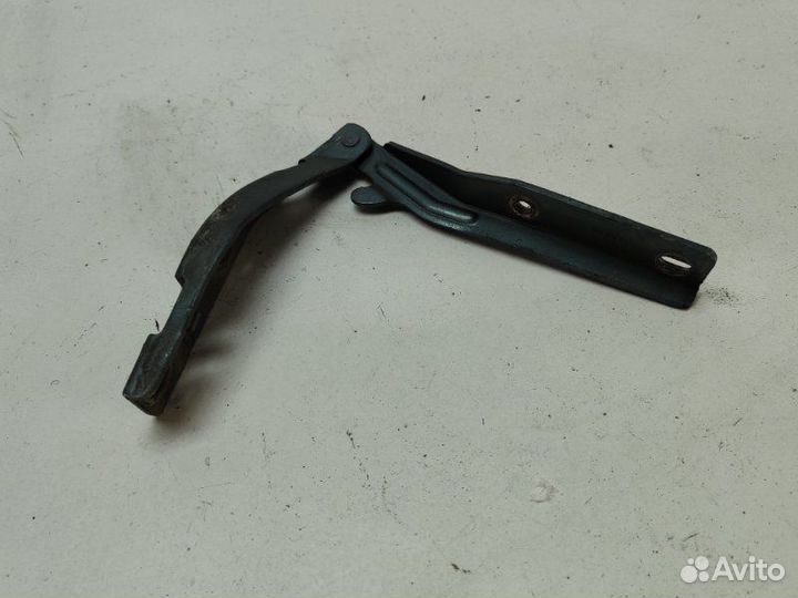 Петля капота левая Peugeot 206 хэтчбек 1999