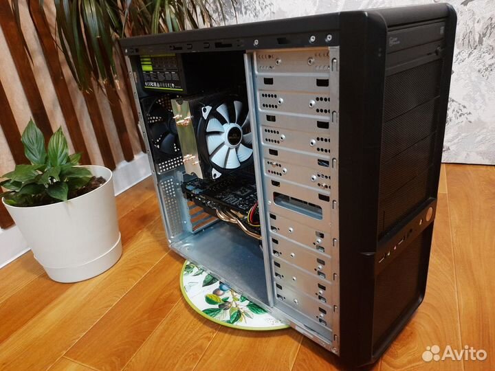 Игровой пк Core i7; GTX 660Ti; озу 16 гб; 512 Гб