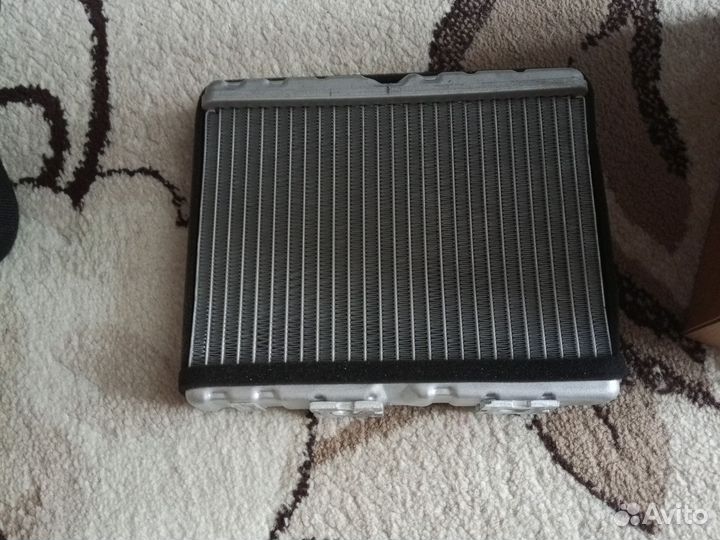 Радиатор печки на Ниссан примера р12 европейка