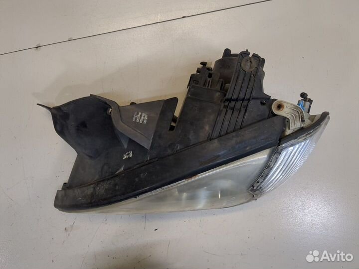 Фара (передняя) левая Hyundai Terracan, 2004