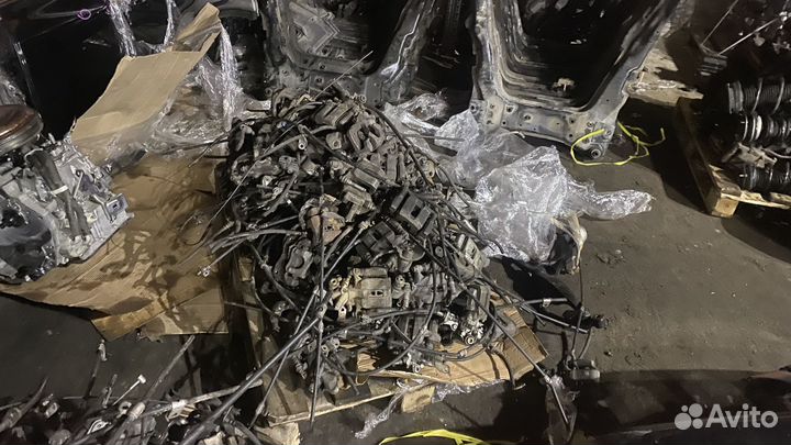 Суппорт задний левый правый Honda Civic 4 D