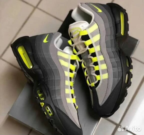 Nike air max 95 og neon оригинал