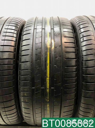 Pirelli P Zero PZ4 275/40 R21 и 315/35 R21 105W