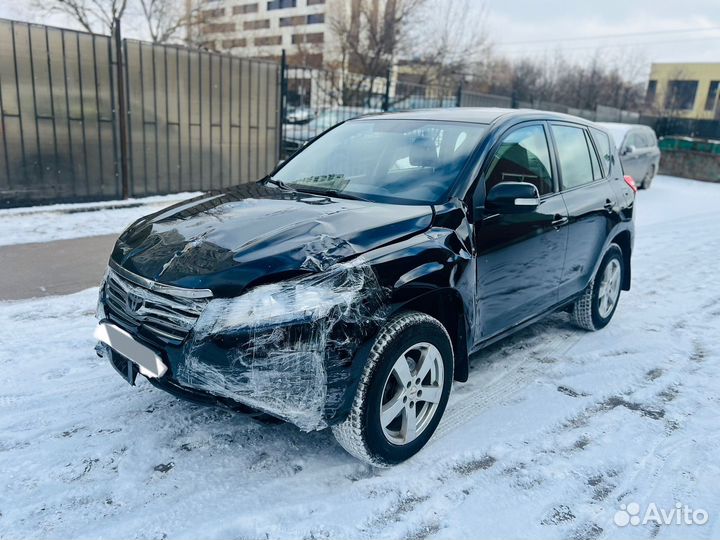 Toyota RAV4 2.0 МТ, 2012, битый, 188 000 км