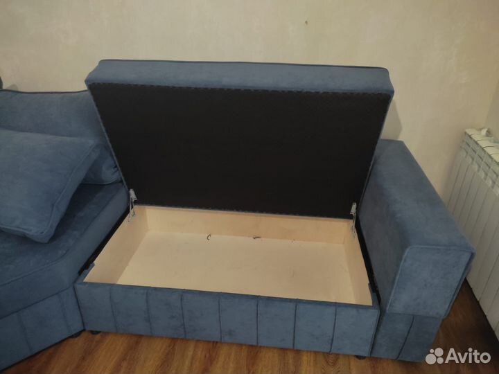 Угловой диван