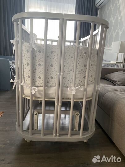 Детская кроватка трансформер с маятником