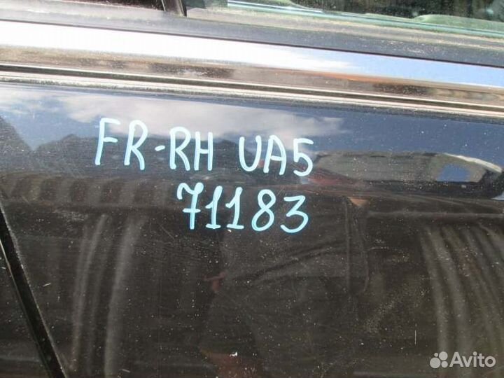 Дверь передняя правая Honda Saber UA5 J32A 2000/4