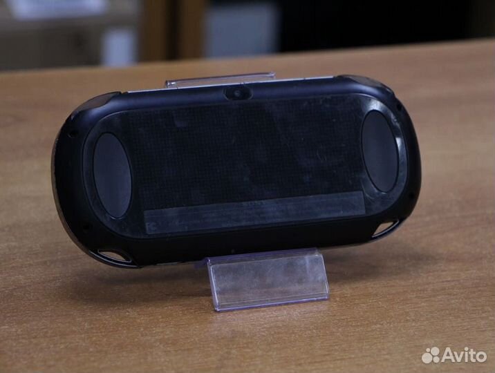 Sony PS Vita PCH-1100 Wi-Fi Black бу