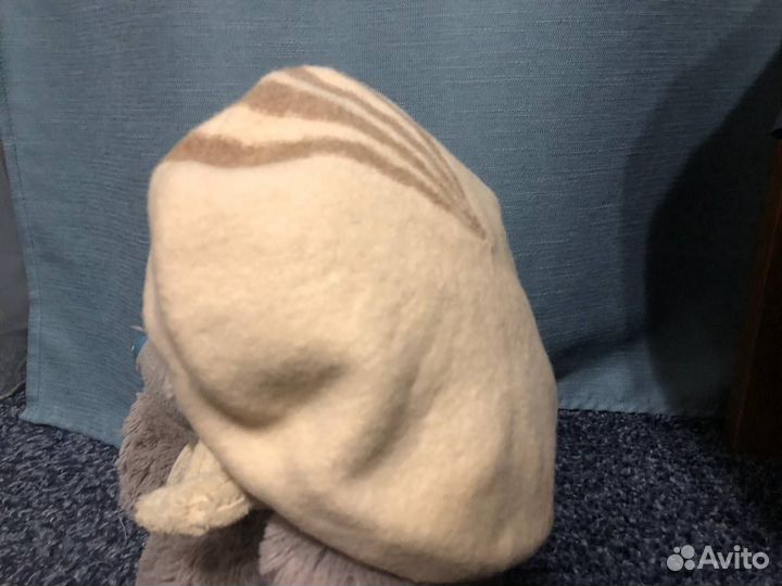 Берет женский