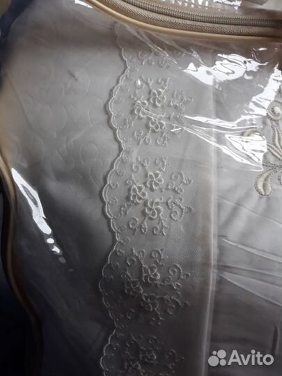 Продам комплект в кроватку новый