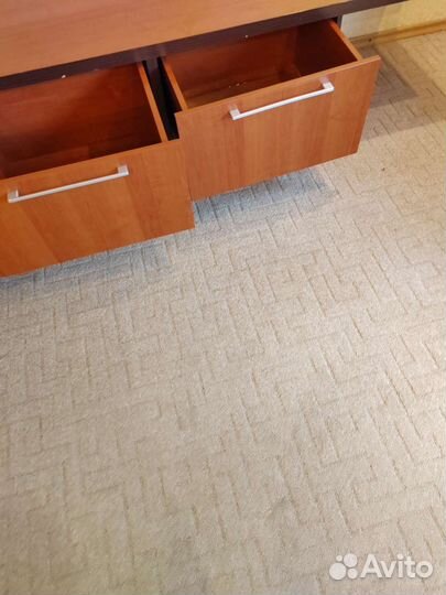 Продам тумбу