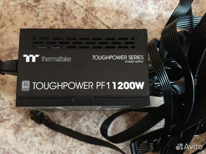 Блок питания Termaltake toughpower pf1 1200w