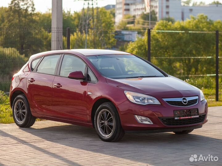 Opel Astra 1.6 МТ, 2011, 211 360 км