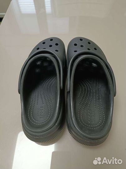 Crocs j6