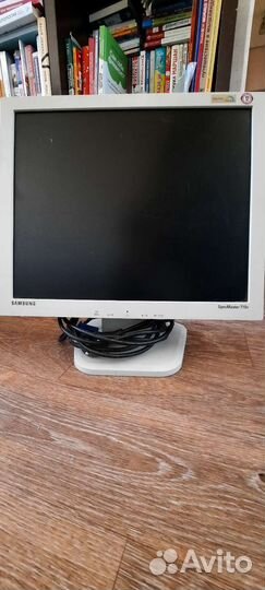 Монитор Samsung