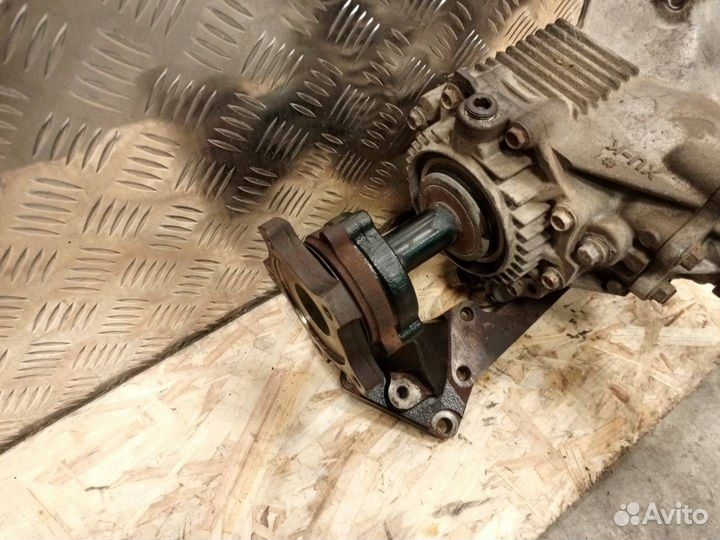 Раздаточная коробка Nissan X-Trail T30 рест