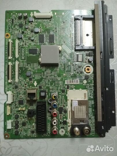 Телевизор LG 42LA660V
