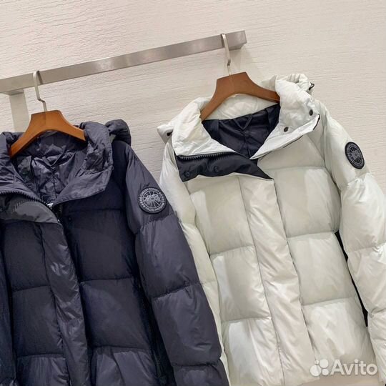 Пуховик Canada Goose