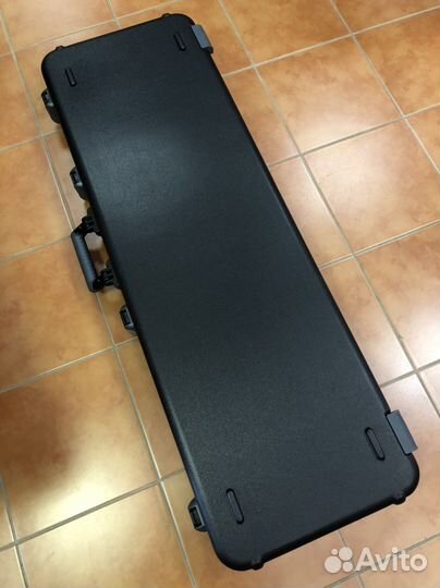 Кейс для бас гитары Fender American Pro Bass 2017