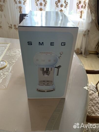 Кофемашина smeg