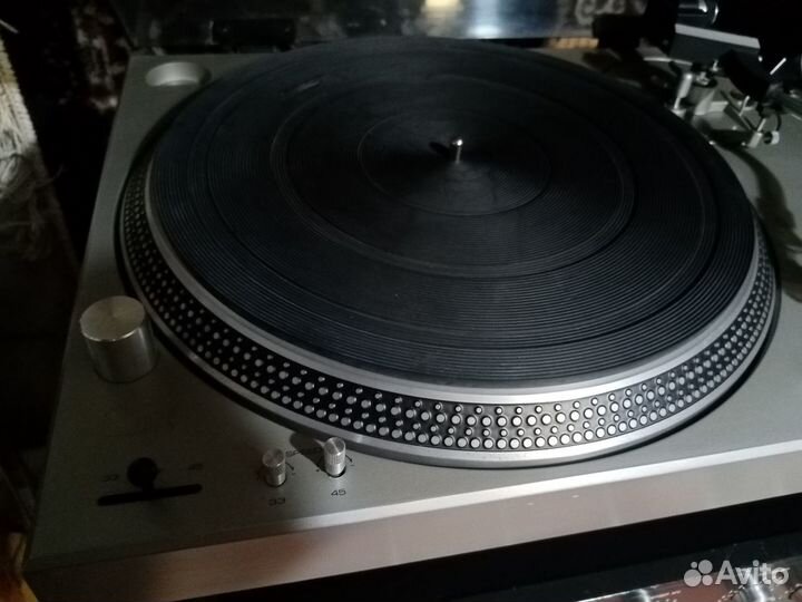 Проигрыватель винила Technics SL 1200