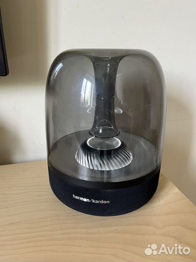 Harman kardon aura studio 2