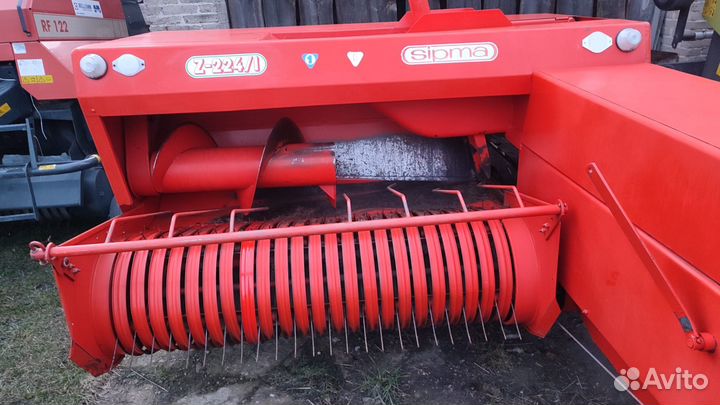 Пресс-подборщик Sipma Z224/1, 1999